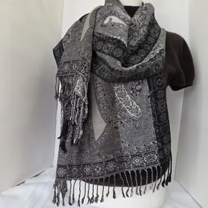 Pashmina Scarf With Fringe 74x21" Black/Silver Paisley